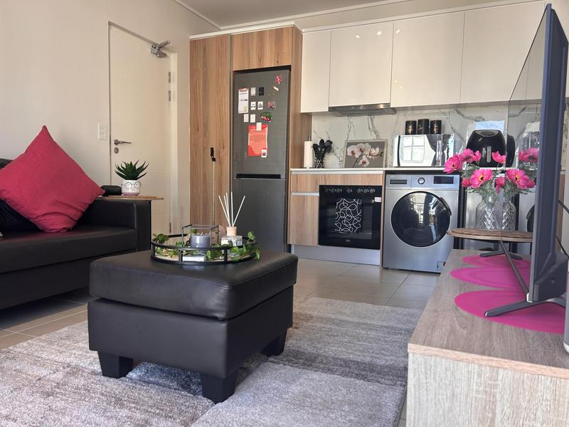 To Let 1 Bedroom Property for Rent in Sandown Western Cape